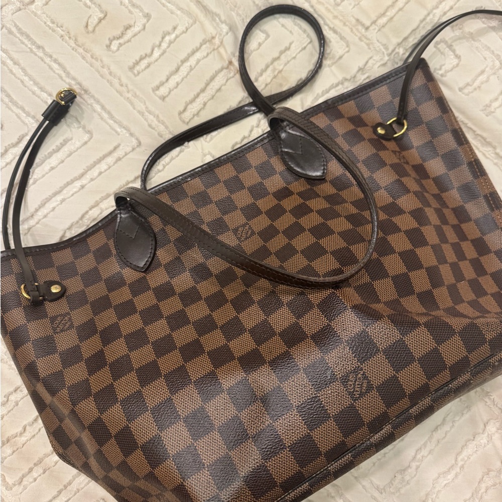 Louis Vuitton Brown Checkered Tote Bag - Picture 3 of 6